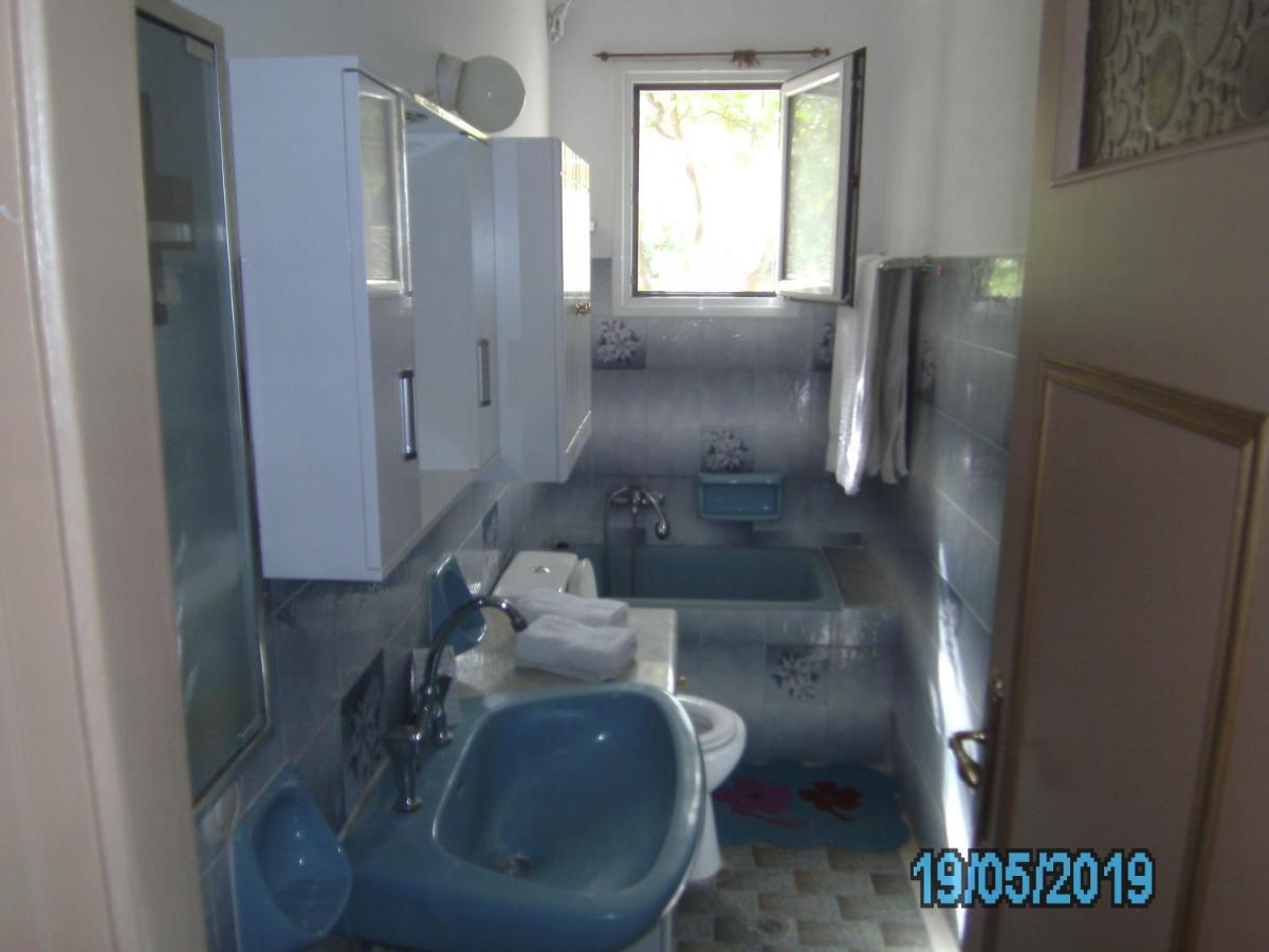 Appartement George'S House à Ágios Matthaíos Extérieur photo